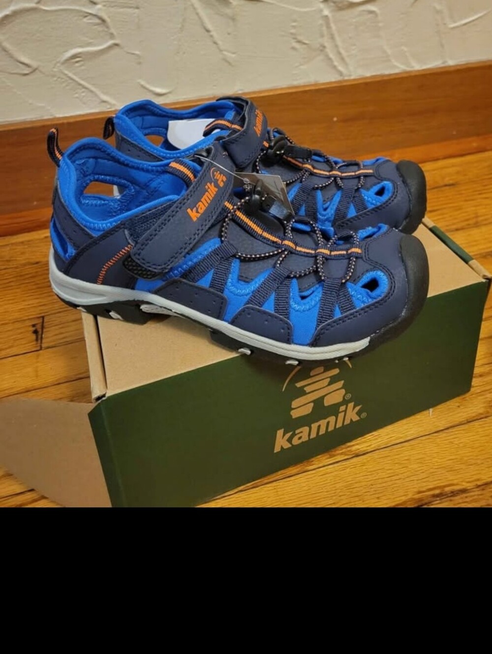 Sz 2 NWT Kids Boys Kamik Blue and Orange Kids Sport Sandals